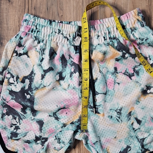 LCKR Men's Multicolor Mesh Shorts Small - Picture 5 of 13